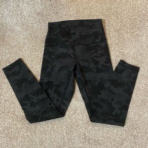 Lululemon 25” HR Wunder Unders